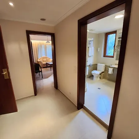 Luxury Downtown - 150m Lift Gondola バンスコ