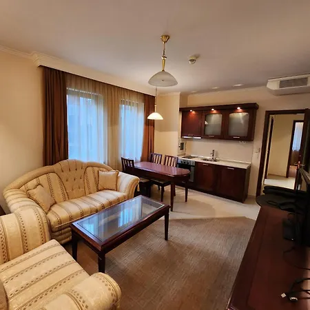 Luxury Downtown - 150m Lift Gondola شقة بانسكو