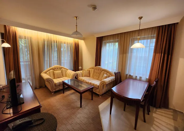 Luxury Downtown - 150m Lift Gondola Banszko